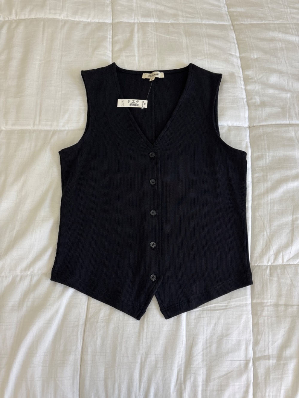 Madewell Ribbed V-Neck Vest - Picture 7 of 9